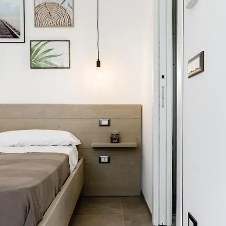 דירה Mandorlocarrubo's אוסטוני