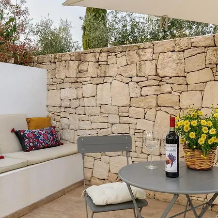 דירה Mandorlocarrubo's *